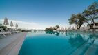Hotel Aeolos Beach Resort medence