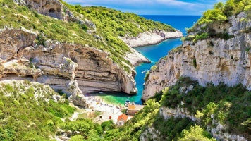 Vis szigeti vakáció nyaralással - Dalmácia