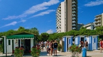 Condominio Bianco Nero - Sabbiadoro