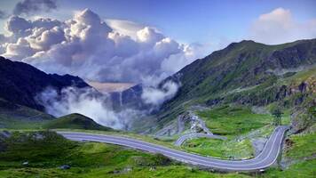 Dél-erdély kalandozás: pompás kastélyok és a Transzfogaras