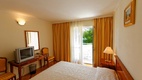 Hotel Jadran 2+1 fős comfort melléképületi szoba