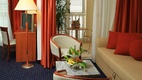 Hotel Marko Polo 2+2 fős erkélyes junior suite szoba park