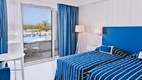 Hotel Seabank Resort + Spa 