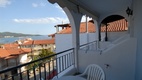 Politis apartmanház erkély