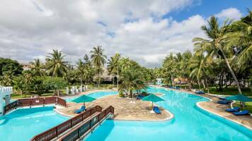 Southern Palms Beach Resort