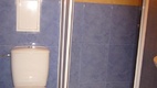 Yassen apartmanház zuhanyzós fürdőszoba
