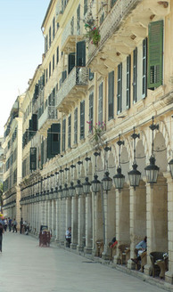 Korfu - Korfu város - árkádok Korfu - Korfu város - árkádok