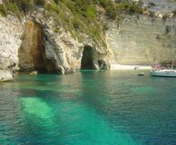 Antipaxos Antipaxos